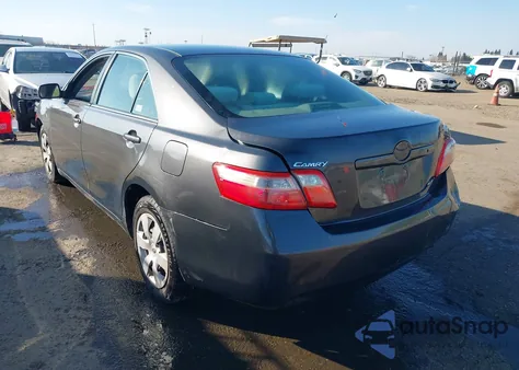 2009 Toyota Camry Le z USA, uszkodzony, nr VIN 4T1BE46K99U358080